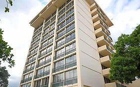 Courtleigh Hotel & Suites